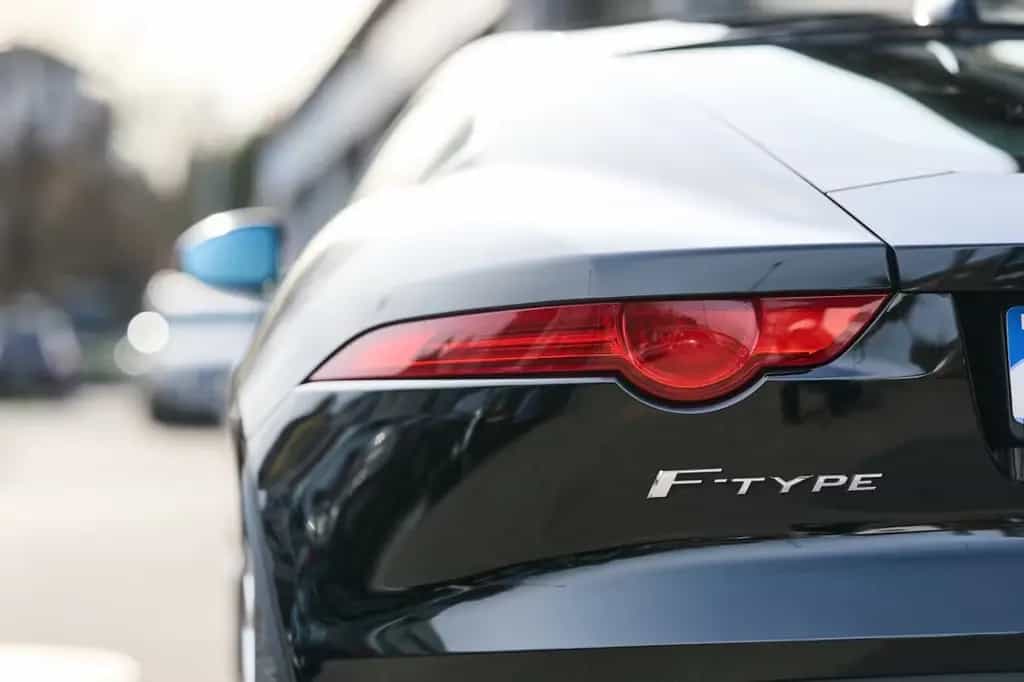 Jaguar F-Type F-TYPE Coupe Basis 02/2015-photo-12