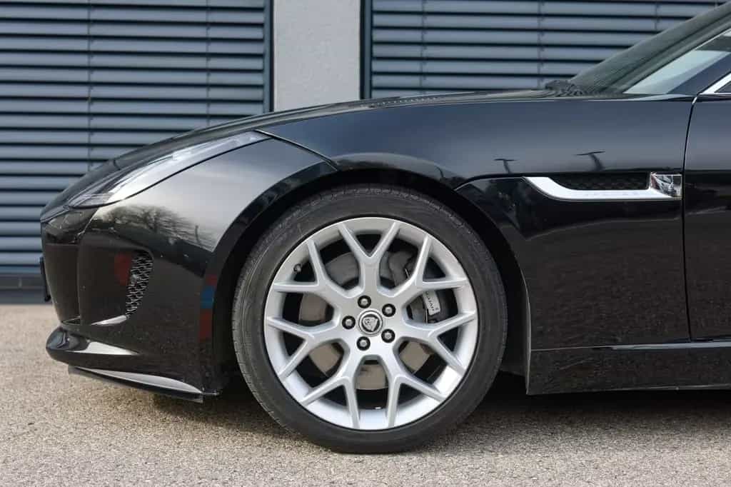 Jaguar F-Type F-TYPE Coupe Basis 02/2015-photo-20