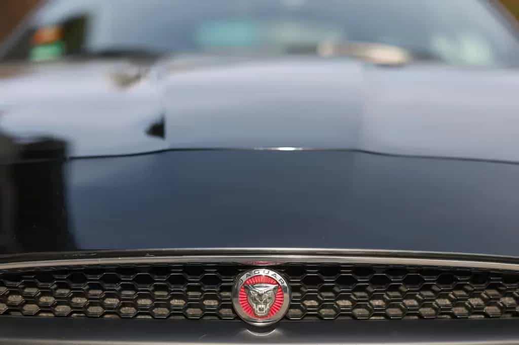 Jaguar F-Type F-TYPE Coupe Basis 02/2015-photo-9