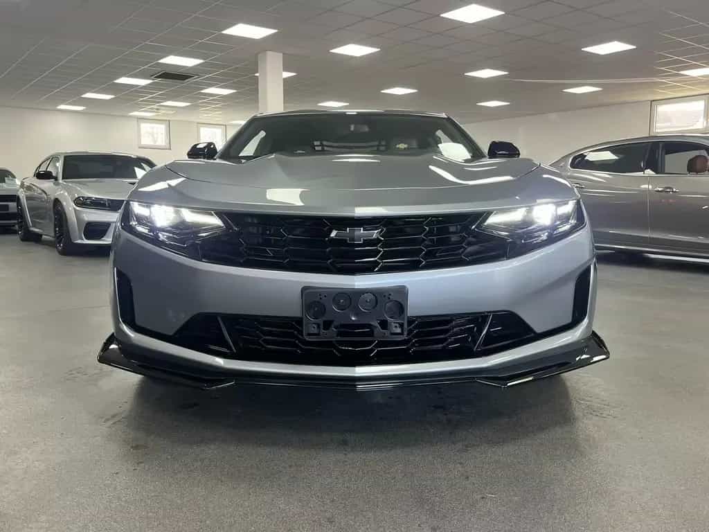Chevrolet Camaro 2,0l Turbo Aut./ ZL1 Spoiler/4-Rohr/Apple 08/2023-photo-4