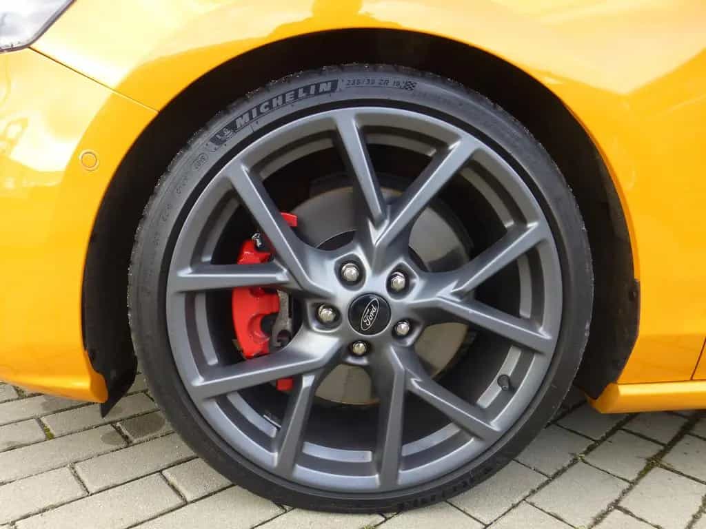Ford Focus ST Performance Paket, HUD,Kamera,19Zoll 06/2020-photo-1