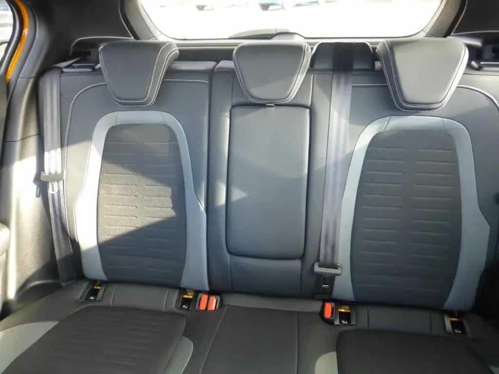Ford Focus ST Performance Paket, HUD,Kamera,19Zoll 06/2020-photo-14