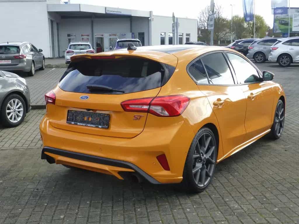 Ford Focus ST Performance Paket, HUD,Kamera,19Zoll 06/2020-photo-7