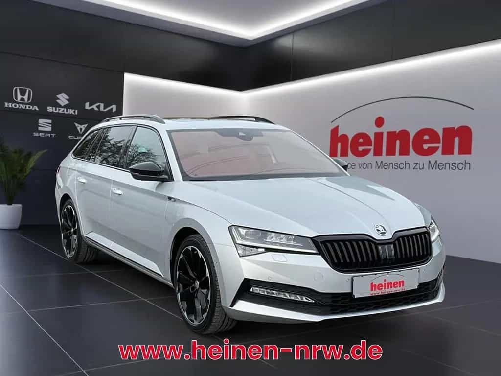 Skoda Superb Combi 2.0TDI 4x4 Sportline 360+AHK+LED+NA 12/2022-photo-1