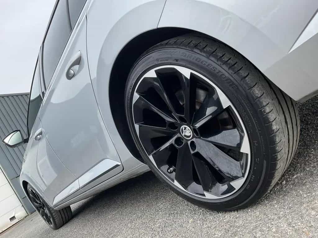 Skoda Superb Combi 2.0TDI 4x4 Sportline 360+AHK+LED+NA 12/2022-photo-14
