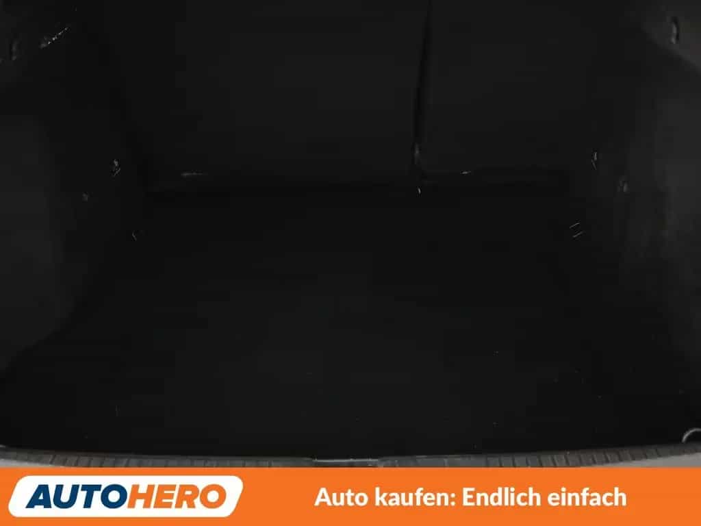 Dacia Duster 1.2 TCe Prestige*NAVI*360°*PDC*SHZ*TEMPO* 06/2018-photo-17