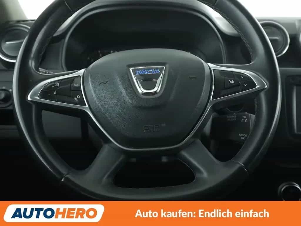 Dacia Duster 1.2 TCe Prestige*NAVI*360°*PDC*SHZ*TEMPO* 06/2018-photo-18