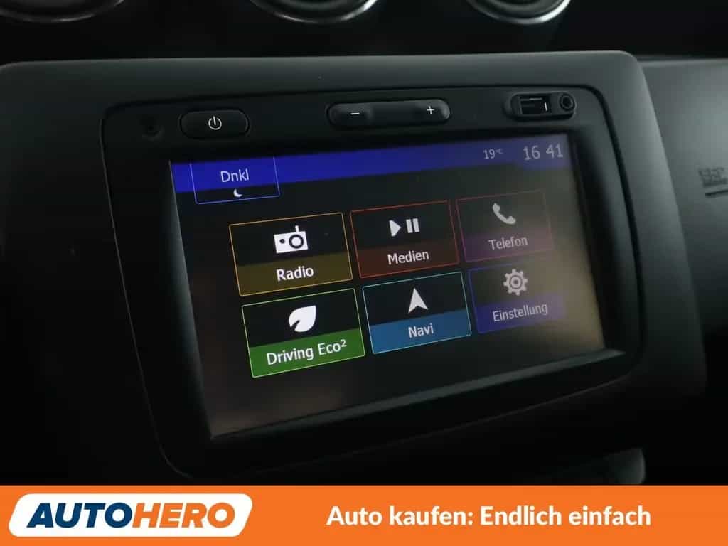 Dacia Duster 1.2 TCe Prestige*NAVI*360°*PDC*SHZ*TEMPO* 06/2018-photo-20