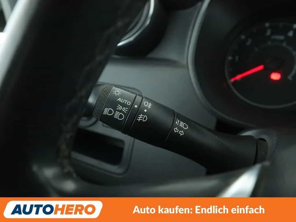 Dacia Duster 1.2 TCe Prestige*NAVI*360°*PDC*SHZ*TEMPO* 06/2018-photo-30