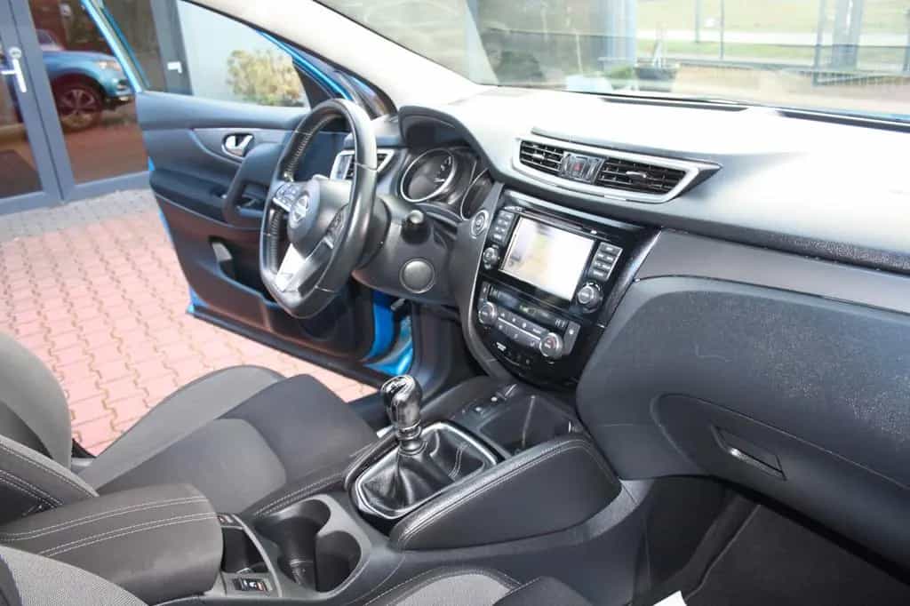 Nissan Qashqai N-Connecta 09/2017-photo-10