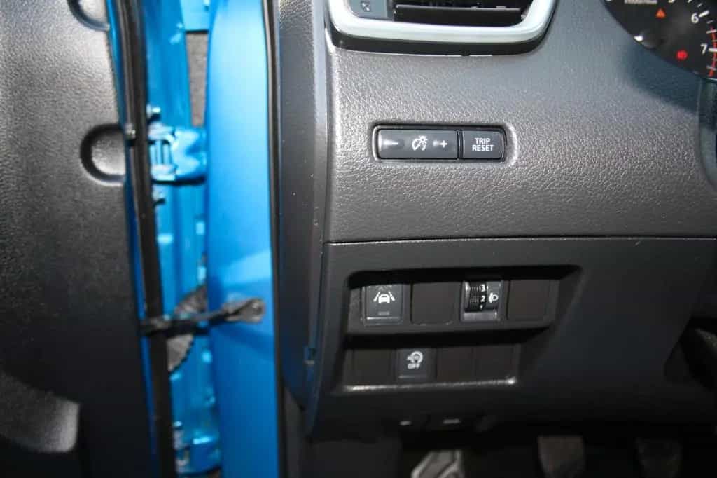 Nissan Qashqai N-Connecta 09/2017-photo-15