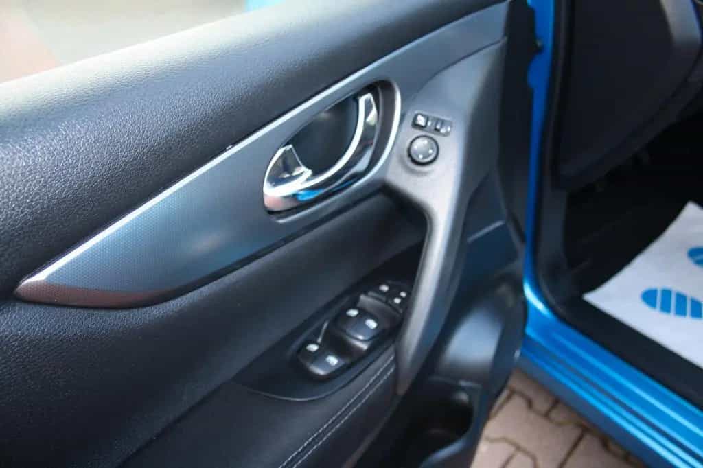 Nissan Qashqai N-Connecta 09/2017-photo-16