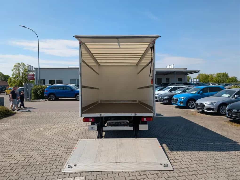 Iveco Daily Koffer 35-160 Ladebordwand Klima 03/2024-photo-10