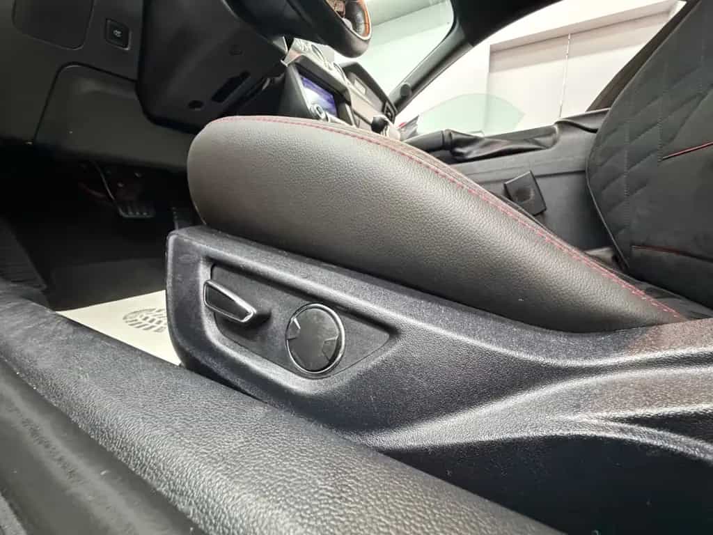 Ford Mustang 2.3 Eco/Race-Red/Navi/R.Kam/Design-Leder 07/2019-photo-24