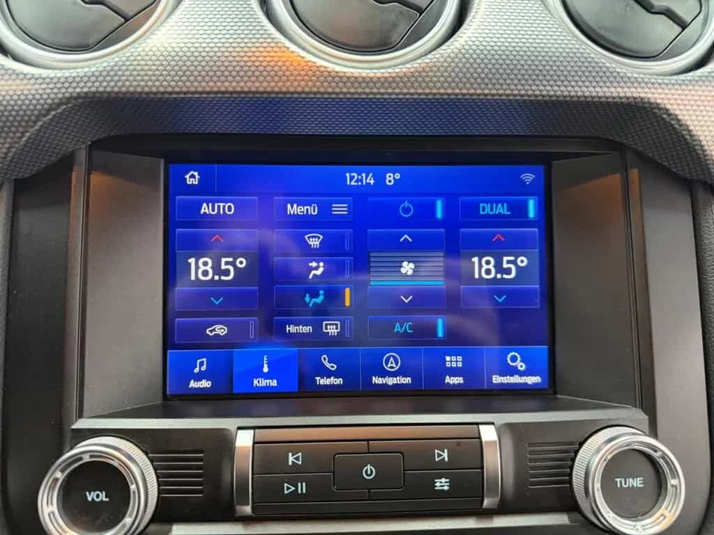 Ford Mustang 2.3 Eco/Race-Red/Navi/R.Kam/Design-Leder 07/2019-photo-37