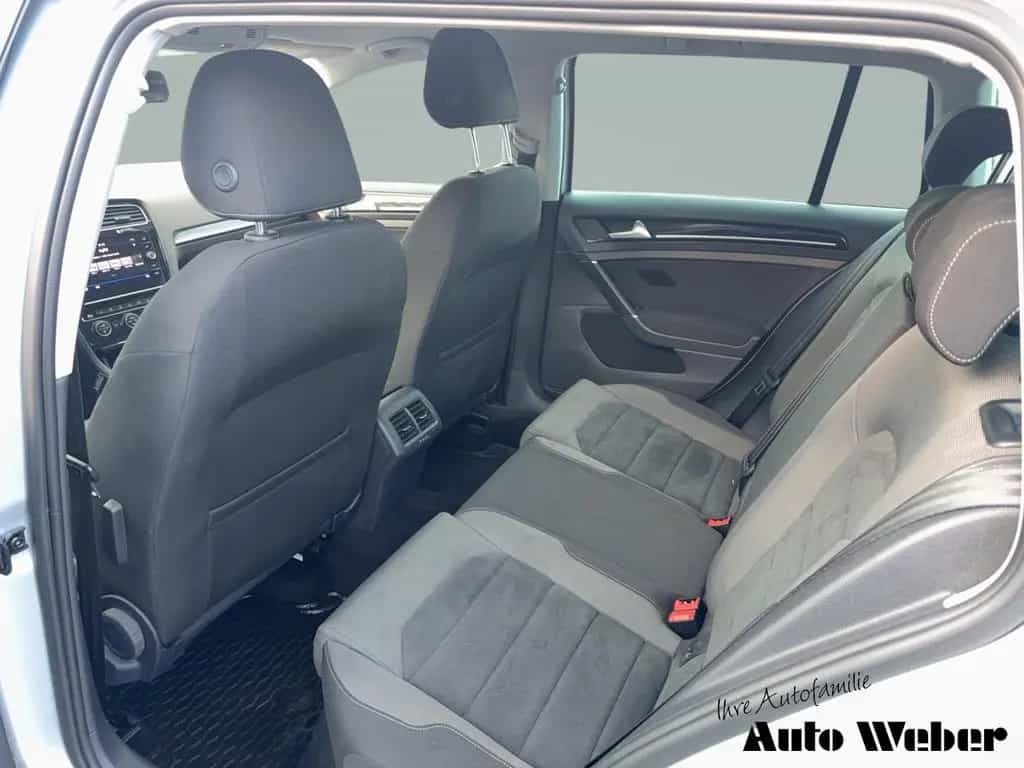 Volkswagen Golf VII 2.0 TDI Highline AHK Navi Soundsystem L 06/2020-photo-11