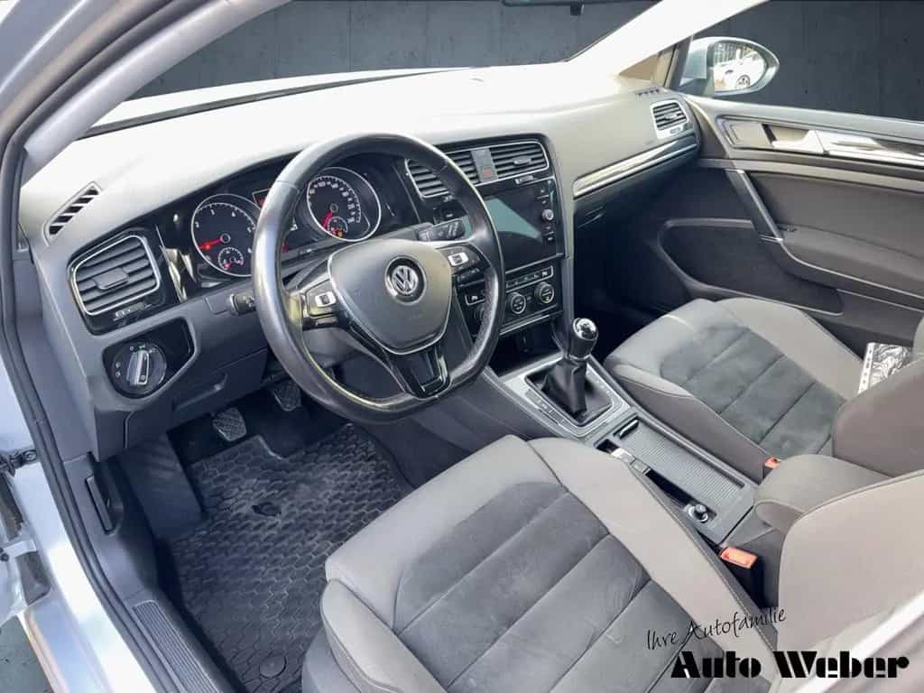 Volkswagen Golf VII 2.0 TDI Highline AHK Navi Soundsystem L 06/2020-photo-8