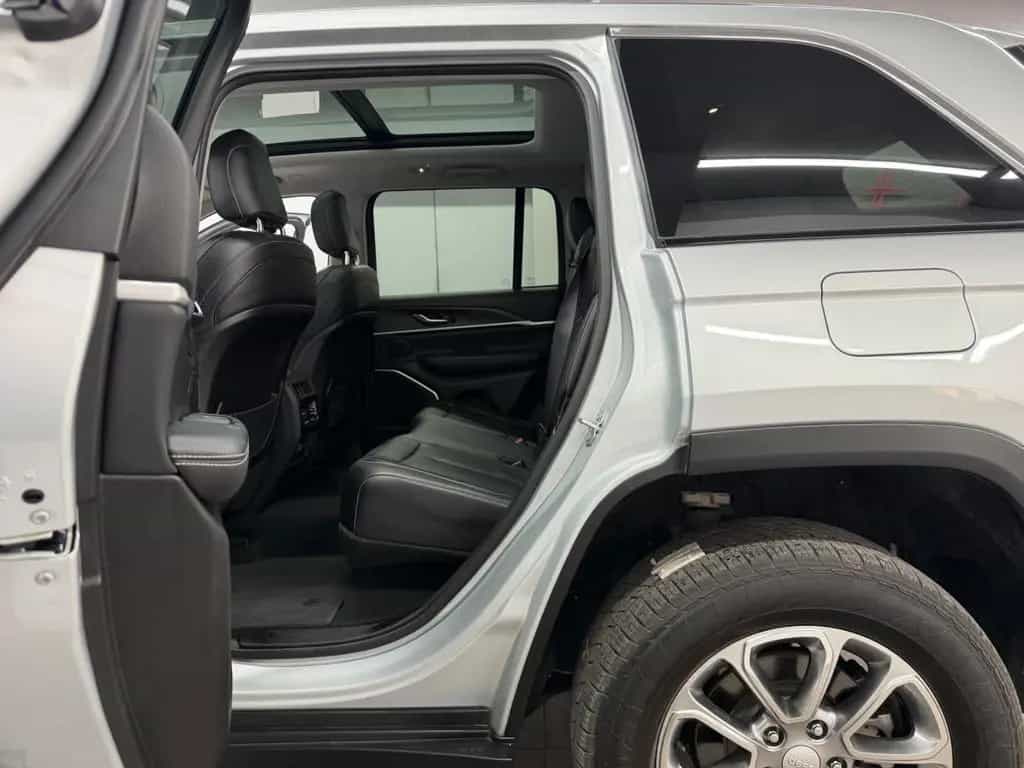 Jeep Grand Cherokee Limited Zenith/Memo/Pano/Alpine/ 07/2022-photo-26
