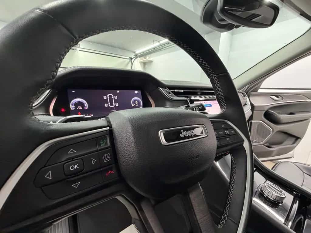 Jeep Grand Cherokee Limited Zenith/Memo/Pano/Alpine/ 07/2022-photo-33