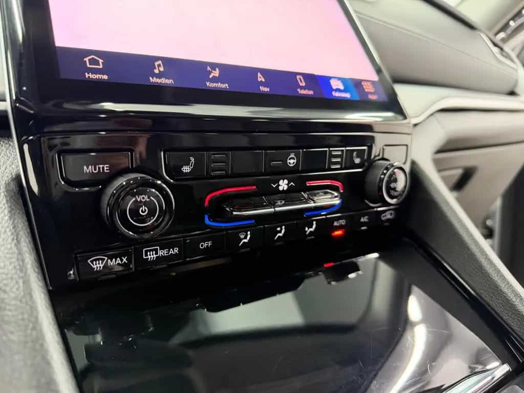 Jeep Grand Cherokee Limited Zenith/Memo/Pano/Alpine/ 07/2022-photo-38