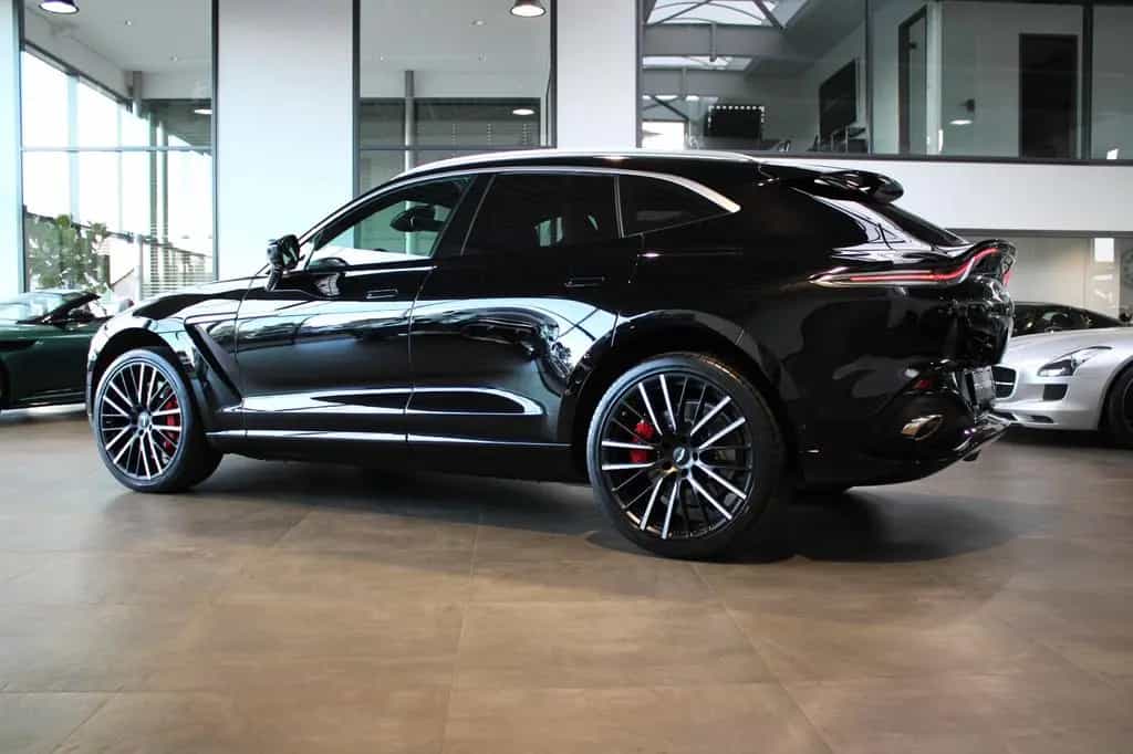 Aston Martin DBX 4.0 V8 EXKLUSIV/SUN-ROOF/23" & AM TIMELESS! 05/2024-photo-11