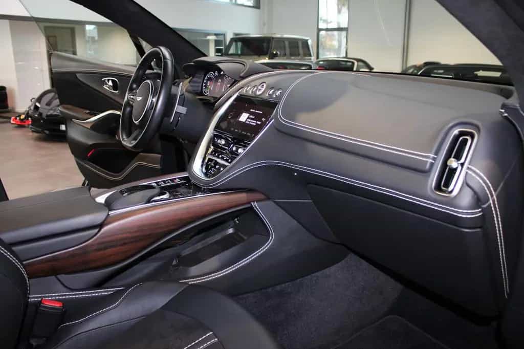 Aston Martin DBX 4.0 V8 EXKLUSIV/SUN-ROOF/23" & AM TIMELESS! 05/2024-photo-5