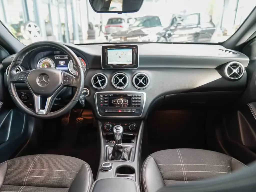 Mercedes-Benz A-Class 180 Urban Sitzheizung Parktronic 17 Zoll Räder 11/2014-photo-8