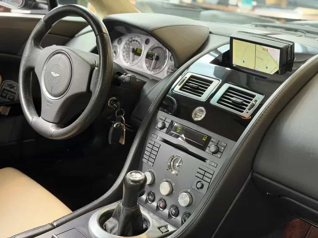 Aston Martin V8 Vantage Vantage  V8 KLIMA XEN NAV SHZ PDC LEDER 02/2006-photo-12