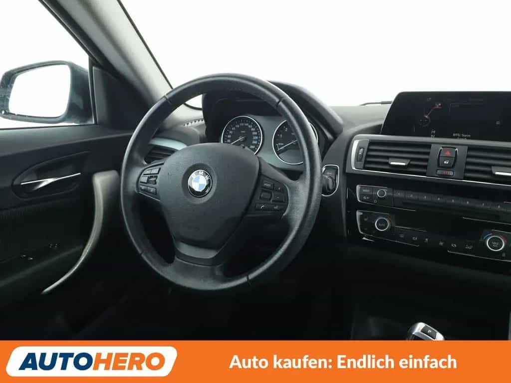 BMW 1 Series 118i Advantage Aut. *NAVI*ACC*CAM*SHZ*KLIMA* 05/2017-photo-12