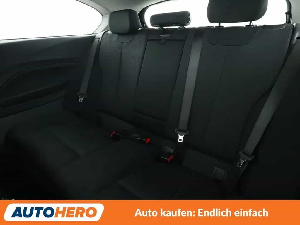 BMW 1 Series 118i Advantage Aut. *NAVI*ACC*CAM*SHZ*KLIMA* 05/2017-photo-13