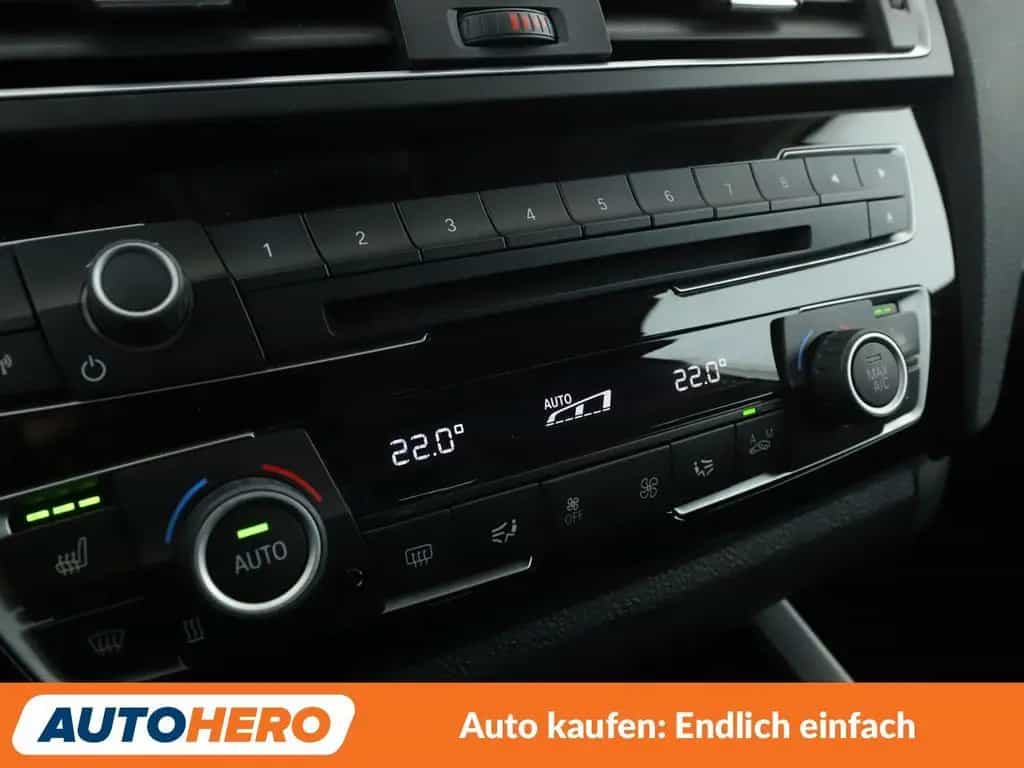BMW 1 Series 118i Advantage Aut. *NAVI*ACC*CAM*SHZ*KLIMA* 05/2017-photo-22