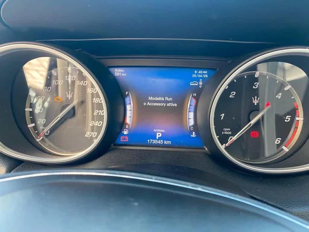 Maserati Levante V6 Diesel AWD Granlusso "Leggi 05/2019-photo-5