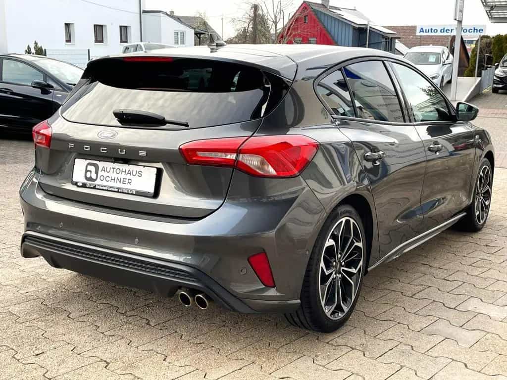 Ford Focus 1.5 EcoBoost ST-Line 06/2020-photo-2