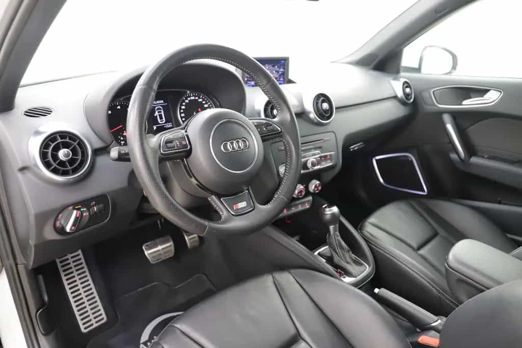 Audi A1 Sportback 1.4TFSI 185PS DSG S Line Sportsitze 10/2012-photo-12