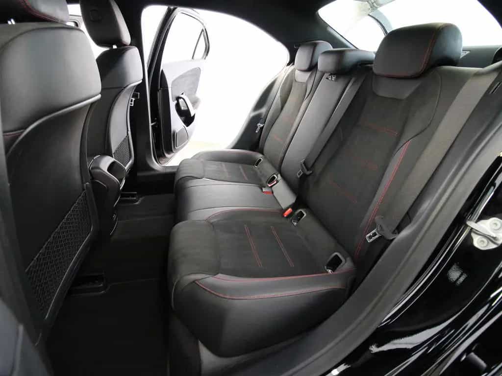 Mercedes-Benz A 180 Limousine AMG Line NAVI+LED+ALU18+TEMPOMAT 10/2020-photo-10