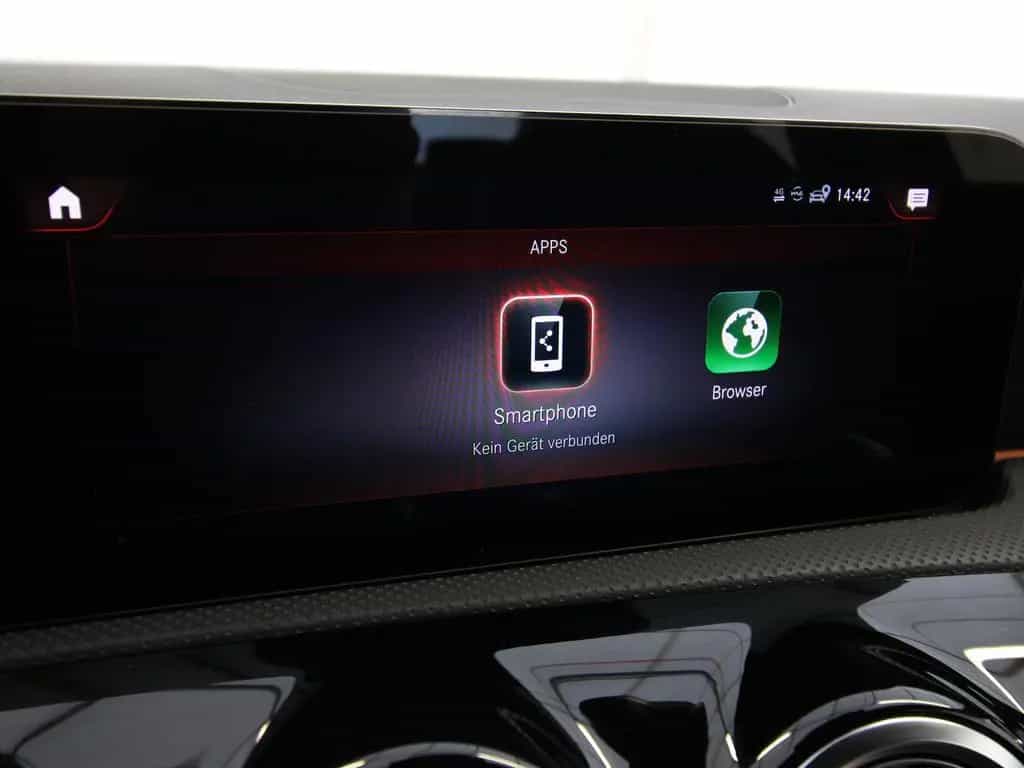 Mercedes-Benz A 180 Limousine AMG Line NAVI+LED+ALU18+TEMPOMAT 10/2020-photo-17