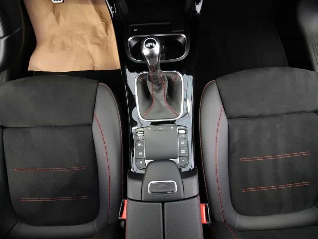 Mercedes-Benz A 180 Limousine AMG Line NAVI+LED+ALU18+TEMPOMAT 10/2020-photo-20