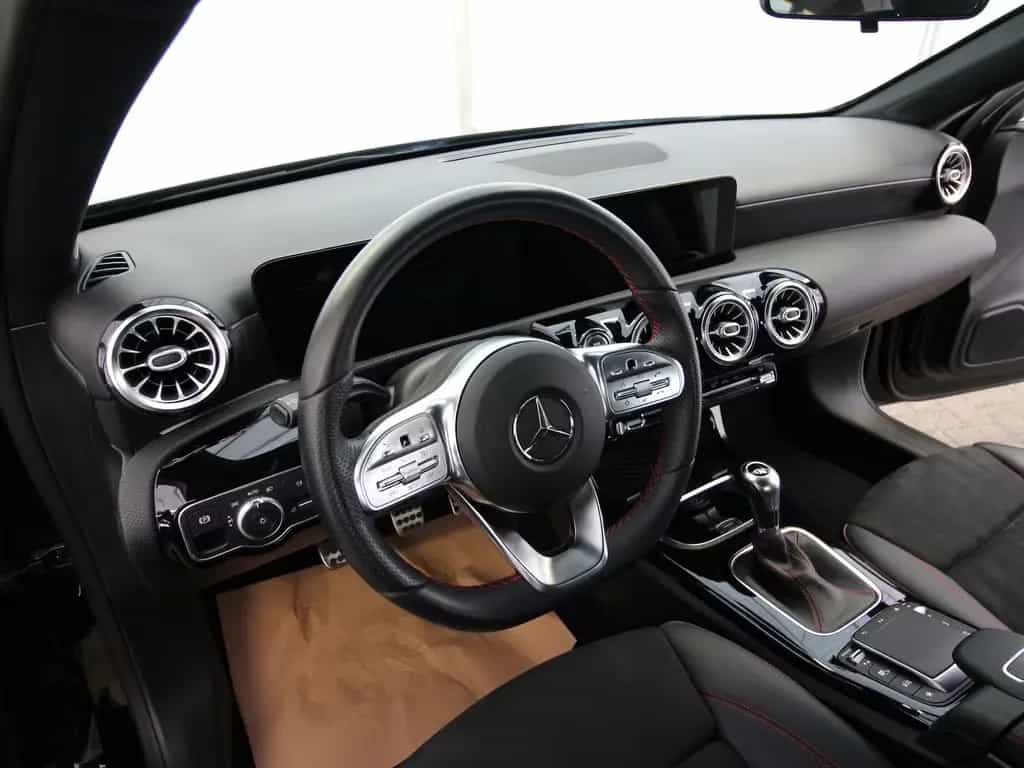 Mercedes-Benz A 180 Limousine AMG Line NAVI+LED+ALU18+TEMPOMAT 10/2020-photo-8