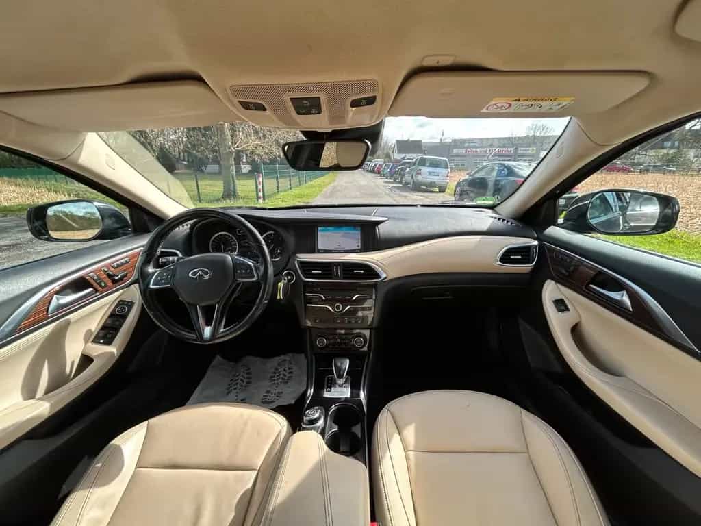 Infiniti Q30 2.2d Premium Navi Kamera Leder Memory 08/2019-photo-19