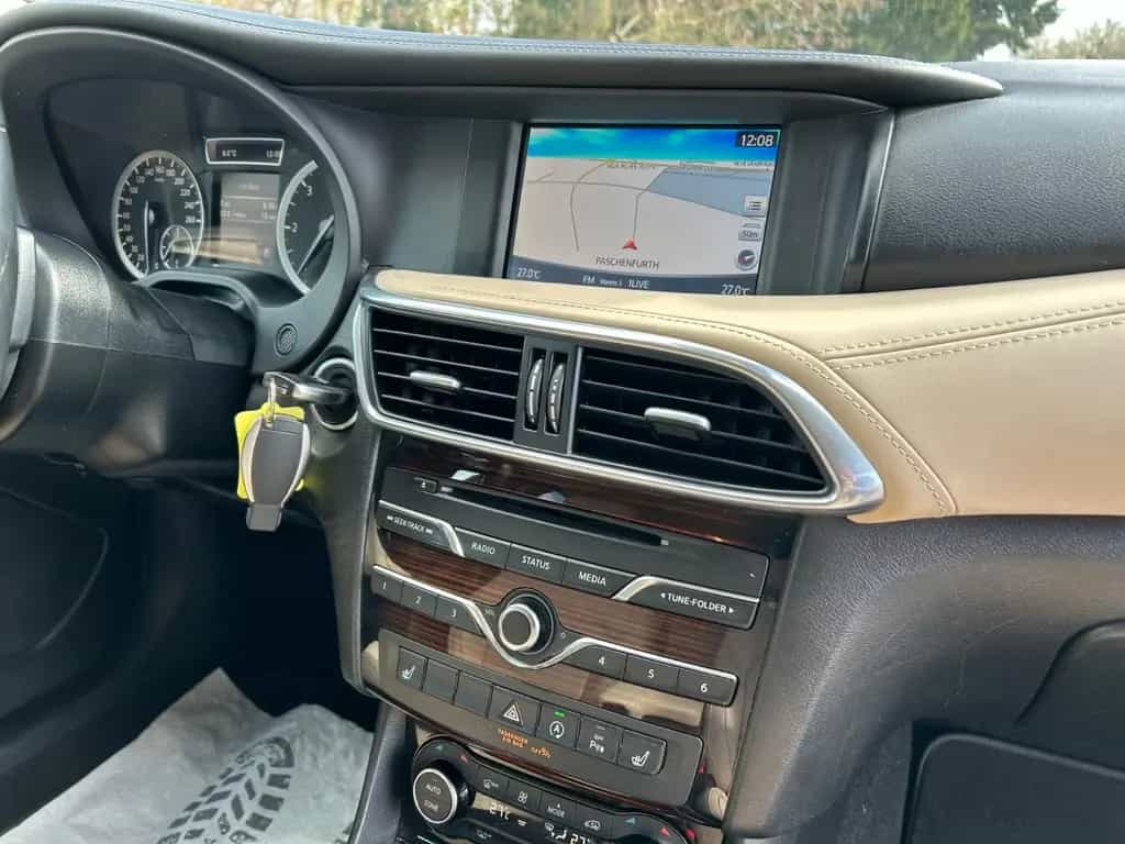 Infiniti Q30 2.2d Premium Navi Kamera Leder Memory 08/2019-photo-22