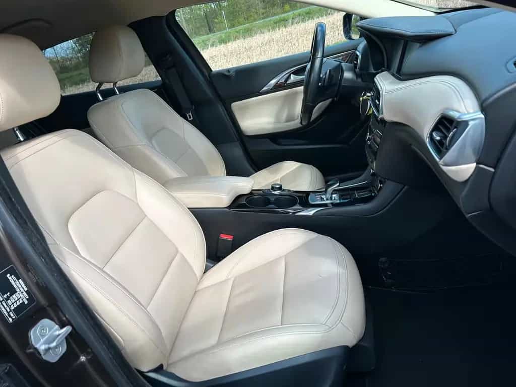 Infiniti Q30 2.2d Premium Navi Kamera Leder Memory 08/2019-photo-25