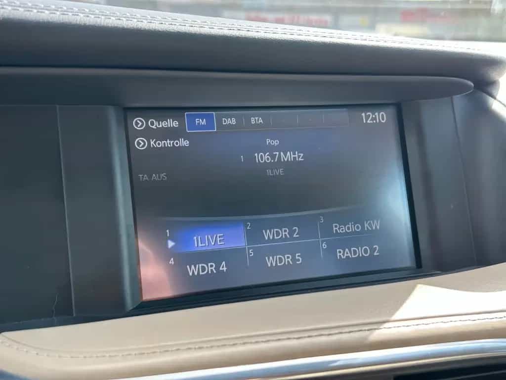 Infiniti Q30 2.2d Premium Navi Kamera Leder Memory 08/2019-photo-29