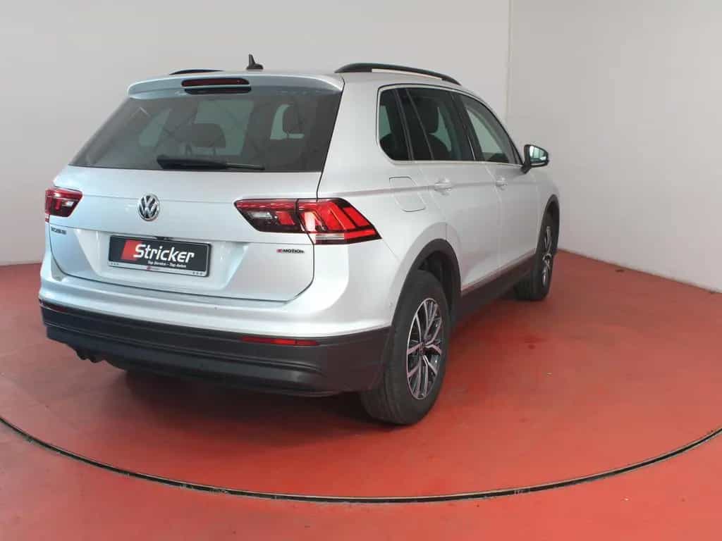 Volkswagen Tiguan 2.0TSI DSG 4M 215,-ohne Anzahlung Standh. 05/2021-photo-2