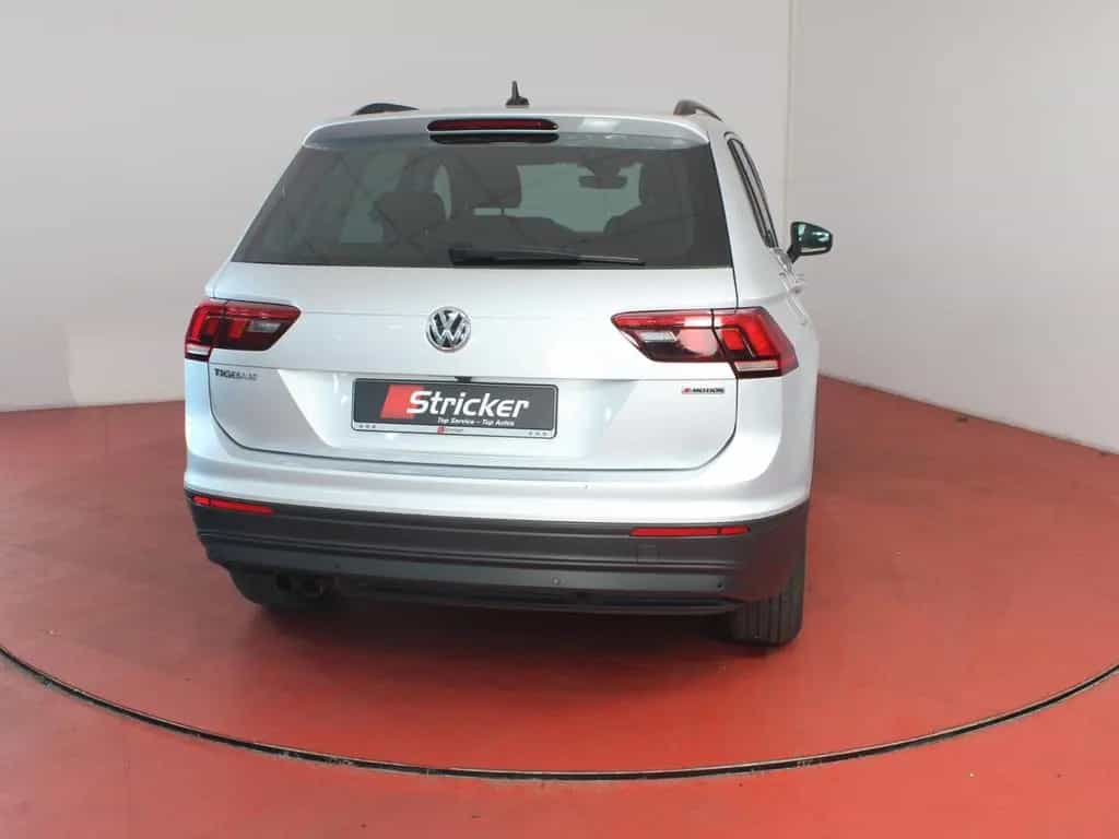Volkswagen Tiguan 2.0TSI DSG 4M 215,-ohne Anzahlung Standh. 05/2021-photo-44
