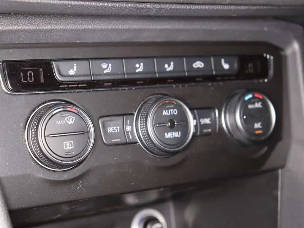 Volkswagen Tiguan 2.0TSI DSG 4M 215,-ohne Anzahlung Standh. 05/2021-photo-8
