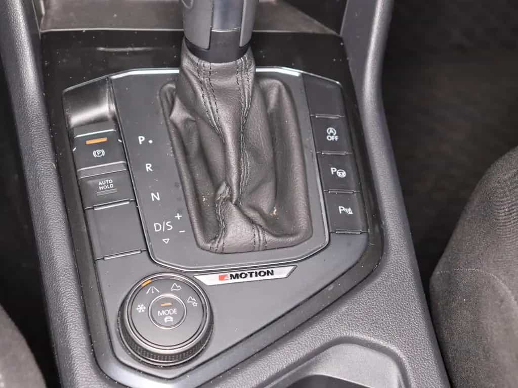 Volkswagen Tiguan 2.0TSI DSG 4M 215,-ohne Anzahlung Standh. 05/2021-photo-9