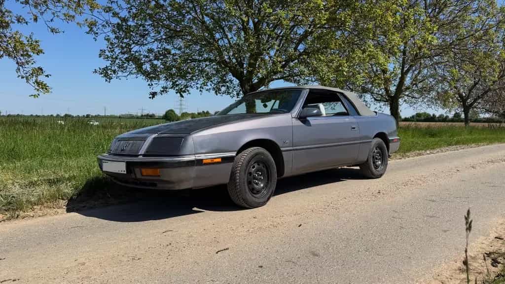 Chrysler Le Baron 07/1991-photo-1