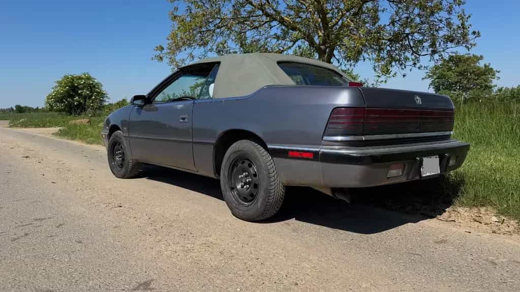 Chrysler Le Baron 07/1991-photo-2