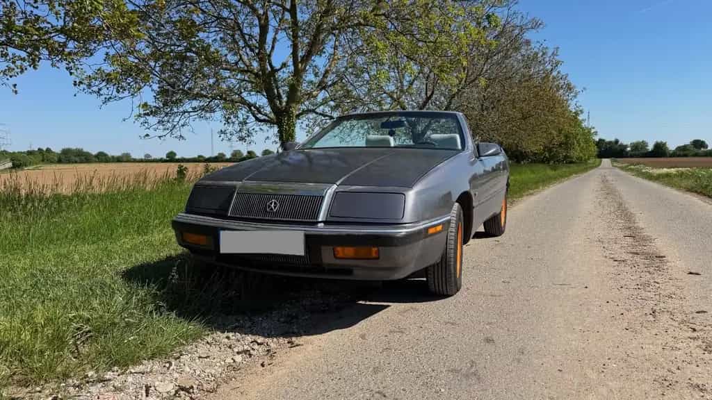 Chrysler Le Baron 07/1991-photo-6