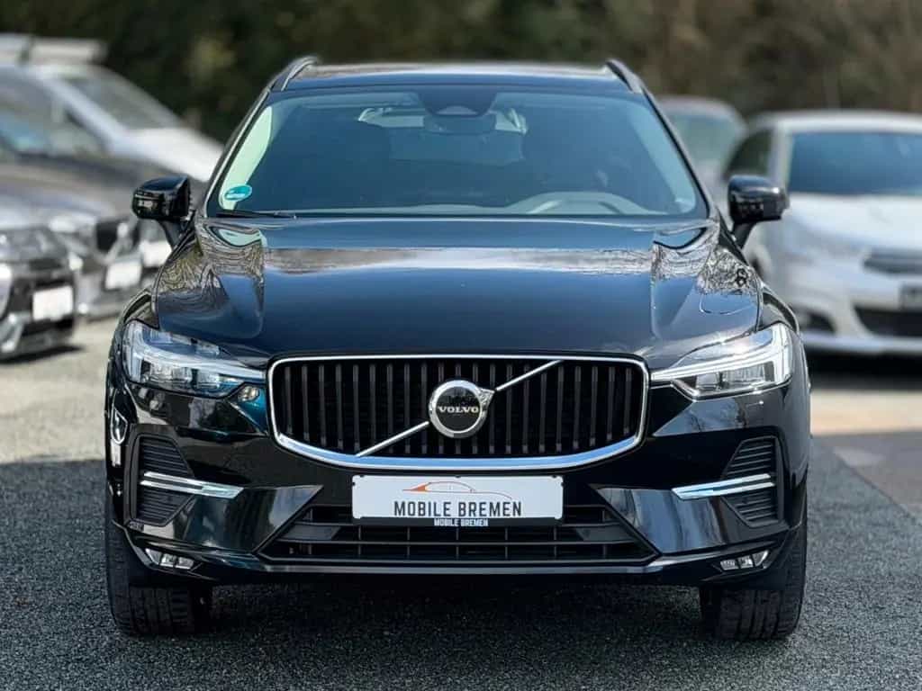 Volvo XC60 B4 Core 2WD LED*KEYLESS*ACC*BLIS 02/2023-photo-1